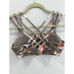 Athleta Hyper Focused Floral Sports Bra Crisscross Back Activewear Size Medium